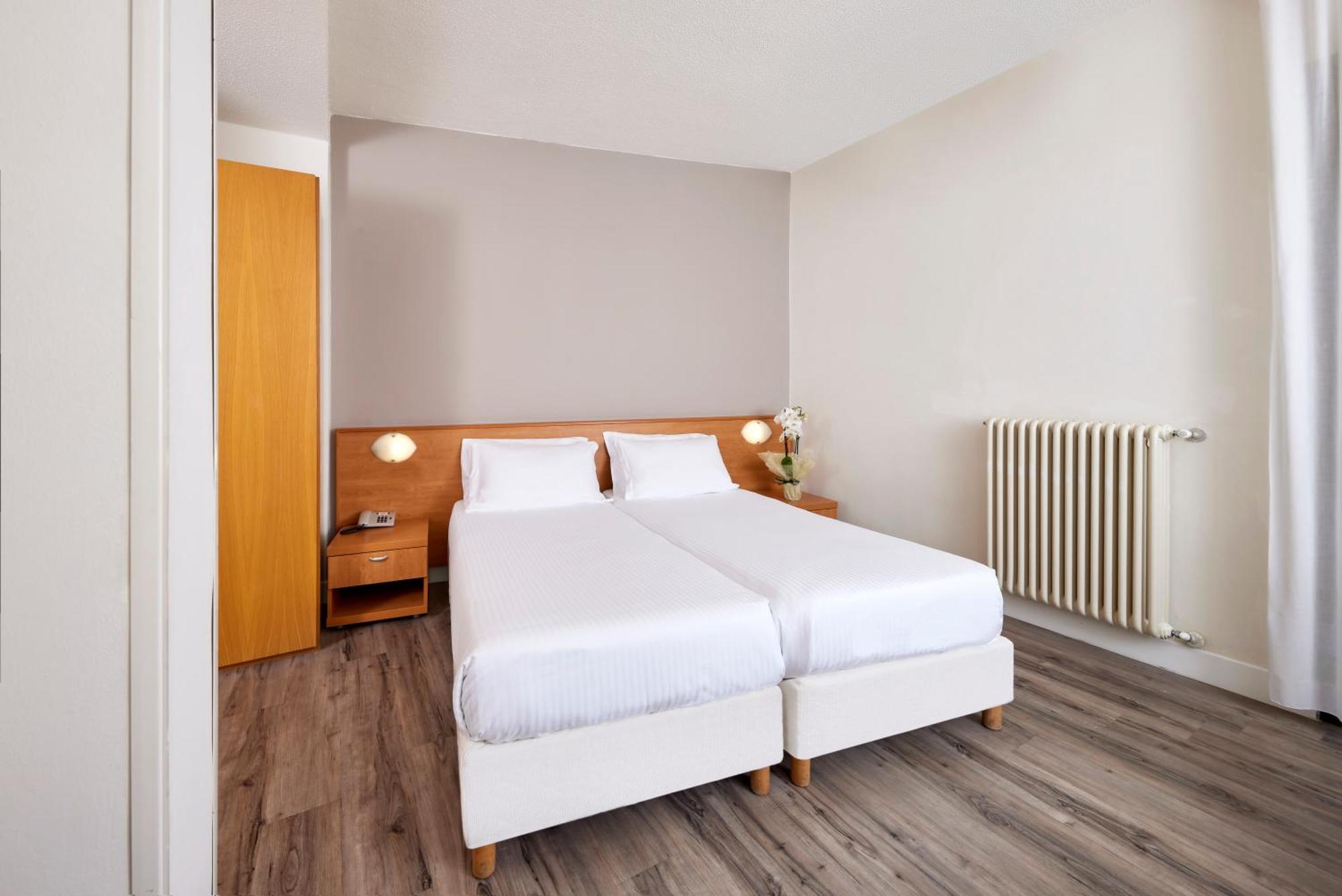 Hotel Royal Village Limone sul Garda Bilik gambar