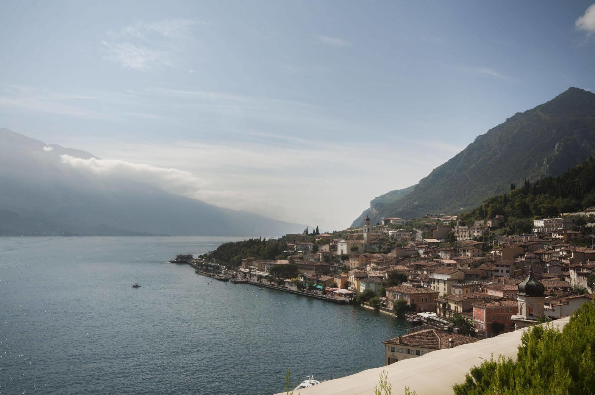 Hotel Royal Village Limone sul Garda Luaran gambar