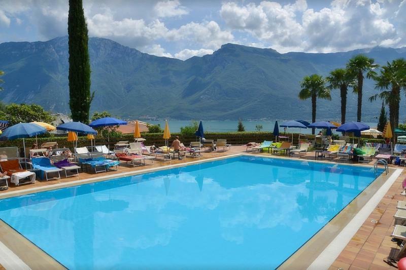 Hotel Royal Village Limone sul Garda Luaran gambar